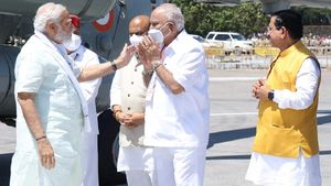 ಪ್ರಧಾನಿ ಮೋದಿ ಕಾರ್ಯಕ್ರಮದಲ್ಲಿ ಯಡಿಯೂರಪ್ಪ 'ರಾಜಾಹುಲಿ'