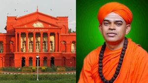 ಚೆಕ್‌ಗೆ ಸಹಿ: ಮುರುಘಾ ಸ್ವಾಮೀಜಿಯಿಂದ ವಿವರಣೆ ಕೇಳಿದ ಹೈಕೋರ್ಟ್    