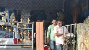 ಶಿರಸಿ ತಾಲೂಕಿನ ಟಿಪ್ಪು ನಗರದಲ್ಲಿ ಎನ್ಐಎ ದಾಳಿ: ಓರ್ವ ಎಸ್‌ಡಿಪಿಐ ಮುಖಂಡ ವಶಕ್ಕೆ 