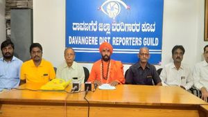 ಸ್ವಾಮೀಜಿಗಳು ಮದುವೆಯಾಗಿ ಮಠ ನಡೆಸಿದರೆ ಮಠದ ಪರಂಪರೆಗೆ ಧಕ್ಕೆ ಬರಲ್ಲ: ಪ್ರಣವಾನಂದ ಸ್ವಾಮೀಜಿ 