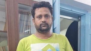  ತುಮಕೂರಿನಲ್ಲಿ ಪೊಲೀಸ್ ದಾಳಿ; ಪಿಎಫ್‌ಐ ಜಿಲ್ಲಾಧ್ಯಕ್ಷ ರಿಹಾನ್ ಖಾನ್ ಬಂಧನ 