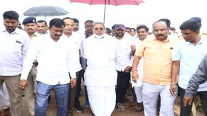  ಜನರ ಕಷ್ಟಕ್ಕೆ ಸ್ಪಂದಿಸುವುದು ಜನಸ್ಪಂದನ, ಕಾರ್ಯಕ್ರಮ ಮಾಡುವುದಲ್ಲ: ಸಿದ್ದರಾಮಯ್ಯ ಟೀಕೆ 