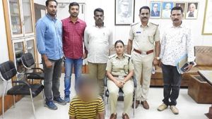 ಆನ್‌ಲೈನ್ ಜ್ಯೋತಿಷಿ ನಂಬಿ ಒಂದು ಲಕ್ಷ ಕಳೆದುಕೊಂಡ ಚಿಕ್ಕಮಗಳೂರಿನ ಮಹಿಳೆ 