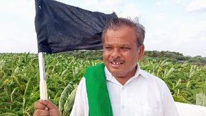 ಹಿರಿಯೂರು; ಶಾಸಕಿ ಕೆ.ಪೂರ್ಣಿಮಾಗೆ ಟಕ್ಕರ್ ಕೊಡಲು ತಯಾರಾದ್ರಾ ಎಎಪಿ ಅಭ್ಯರ್ಥಿ? 