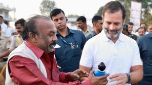 Breaking; ತಿಪಟೂರಿನಿಂದ ಭಾರತ್ ಜೋಡೋ ಯಾತ್ರೆ ಆರಂಭ 