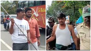 PAYCM ಟೀ ಶರ್ಟ್ ಧರಿಸಿದ್ದ ಯುವಕನ ಬಂಧನ: ಪೊಲೀಸ್ ಅಧಿಕಾರಿ ಅಮಾನತ್ತಿಗೆ ಆಗ್ರಹ 