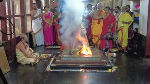  ಲೋಕಕಲ್ಯಾಣಕ್ಕಾಗಿ ಅನ್ನಪೂರ್ಣೇಶ್ವರಿ ಕ್ಷೇತ್ರದಲ್ಲಿ ಮಹಾ ಚಂಡಿಕಾ ಯಾಗ 