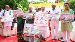 ಸುವರ್ಣಸೌಧದಲ್ಲಿ ಈ ವರ್ಷವೇ ಚೆನ್ನಮ್ಮ, ರಾಯಣ್ಣನ ಪ್ರತಿಮೆ: ಬೊಮ್ಮಾಯಿ