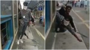 Viral Video: ಚಲಿಸುತ್ತಿದ್ದ ರೈಲಿನಲ್ಲಿ ಅಪಾಯಕಾರಿ ಸ್ಟಂಟ್‌: ಮೂವರ ಬಂಧನ