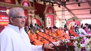  ನೀರಿನ ಸಂರಕ್ಷಣೆ ಬಗ್ಗೆ ಚಿಂತಿಸುವುದು ಅಗತ್ಯ: ತಿವೇಣಿ ಸಂಗಮ ಕುಂಭಮೇಳದಲ್ಲಿ ಡಾ. ವೀರೇಂದ್ರ ಹೆಗ್ಗಡೆ 