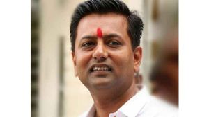 ಕರ್ನಾಟಕ ವಿಧಾನಸಭೆ ಚುನಾವಣೆ: ಕಾಂಗ್ರೆಸ್‌ನಿಂದ ಸ್ಪರ್ಧಿಸಲು ಕೆ.ಸಿ.ವೀರೇಂದ್ರ ಅರ್ಜಿ ಸಲ್ಲಿಕೆ 