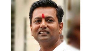 ಕ್ರಿಕೆಟ್ ಬೆಟ್ಟಿಂಗ್‌, ಕ್ಯಾಸಿನೊ ದಂಧೆ ಆರೋಪ: ದಾವಣಗೆರೆಯಲ್ಲಿ ಕೆ.ಸಿ.ವೀರೇಂದ್ರ ವಿರುದ್ಧ ಪ್ರಕರಣ 