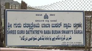 Datta Jayanti : ದತ್ತ ಜಯಂತಿ ಆಚರಣೆಗೆ ಅನುಮತಿ ನೀಡಿದ ಹೈಕೋರ್ಟ್ 