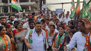 ಟಿಕೆಟ್‌ಗೆ ಅರ್ಜಿ ಹಾಕ್ತೇನೆ, 2 ಲಕ್ಷ ಯಾಕೆ ಕೊಡಬೇಕು: ಎಸ್‌ಎಸ್‌ ಮಲ್ಲಿಕಾರ್ಜುನ