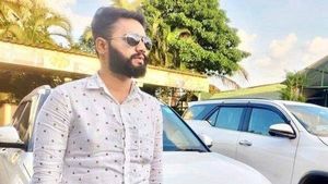 MP Renukacharya:  ಹೊನ್ನಾಳಿ:ಸಹೋದರನ ಪುತ್ರ ನಾಪತ್ತೆ, ಕಣ್ಣೀರಿಟ್ಟ ಎಂ.ಪಿ.ರೇಣುಕಾಚಾರ್ಯ 