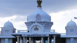 Government Jobs: ಗದಗ ಡಿಸಿ ಕಚೇರಿಯಲ್ಲಿ 58 ಲೋಡರ್, ಕ್ಲೀನರ್ ಹುದ್ದೆಗೆ ಅರ್ಜಿ ಆಹ್ವಾನ 