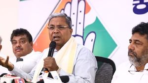 ಈ 3 ಕ್ಷೇತ್ರಗಳಲ್ಲಿ ಯಾವುದಾದರೂ ಒಂದರಿಂದ ಸ್ಪರ್ಧಿಸುವೆ: ಸಿದ್ದರಾಮಯ್ಯ ಘೋಷಣೆ 
