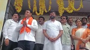 ಕೆಂಪೇಗೌಡ ಪ್ರತಿಮೆ: ಮುಡುಕುತೊರೆಯಲ್ಲಿ ಮೃತ್ತಿಗೆ ಸಂಗ್ರಹ