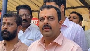 Mangaluru Blast Case: ವಾರದ ಬಳಿಕ ಸ್ಥಳ ಪರಿಶೀಲನೆಗೆ ಬಂದ ಉಸ್ತುವಾರಿ ಸಚಿವ 