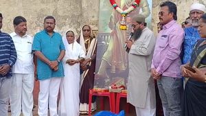 ಹುಬ್ಬಳ್ಳಿ ಈದ್ಗಾ ಮೈದಾನದಲ್ಲಿ ಟಿಪ್ಪು ಜಯಂತಿ ಆಚರಣೆ: ಪ್ರಮೋದ್‌ ಮುತಾಲಿಕ್‌ ಪ್ರತಿಭಟನೆ 