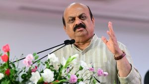 ಗಡಿ ವಿವಾದ: ಮಹಾರಾಷ್ಟ್ರ ಸಚಿವರು ಬೆಳಗಾವಿ ಭೇಟಿ ಸರಿಯಲ್ಲ:ಸಿಎಂ 