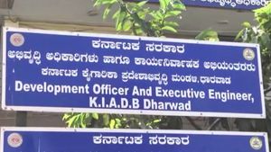 ಧಾರವಾಡದ ಕೆಐಎಡಿಬಿಯಲ್ಲಿ ಗೋಲ್‌ಮಾಲ್: 9 ಜನ ಅಧಿಕಾರಿಗಳಿಂದ ತನಿಖೆ 
