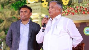  ಚಿಕ್ಕಬಳ್ಳಾಪುರ: ಕೆ.ಸುಧಾಕರ್ ಭವಿಷ್ಯದ ಉತ್ತಮ ನಾಯಕ ಎಂದ ವಸತಿ ಸಚಿವ ಸೋಮಣ್ಣ 