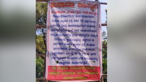 ರಸ್ತೆ ದುರಸ್ತಿಗೆ ನಿರ್ಲಕ್ಷ್ಯ: ಗ್ರಾಮಸ್ಥರಿಂದ ಚುನಾವಣೆ ಬಹಿಷ್ಕಾರ