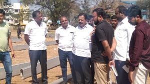ಕಾಂಗ್ರೆಸ್ ಪ್ರಣಾಳಿಕೆ ಘೋಷಣೆಯಿಂದ ಬಿಜೆಪಿ ತಬ್ಬಿಬ್ಬು-ಚಲುವರಾಯಸ್ವಾಮಿ