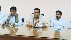  Assembly election 2023: ನನಗೆ ಡಿಮ್ಯಾಂಡ್ ಇದೆ, ಎಲ್ಲಾ ಪಕ್ಷಗಳಿಂದಲೂ ಆಹ್ವಾನವಿದೆ: ಎಲ್.ಆರ್. ಶಿವರಾಮೇಗೌಡ