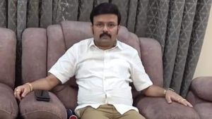 Santro Ravi : ಸ್ಯಾಂಟ್ರೊ ರವಿ ಬಂಧನಕ್ಕೆ 11 ವಿಶೇಷ ತಂಡ ರಚನೆ 