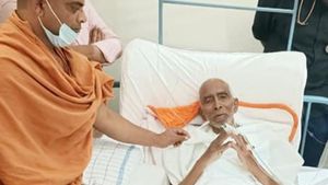 Siddheshwar Swamiji Health : ಸಿದ್ದೇಶ್ವರ ಶ್ರೀಗಳ ಆರೋಗ್ಯ ಸ್ಥಿತಿ ಗಂಭೀರ 