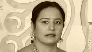 ಹೆಚ್ ಡಿ‌ ಕುಮಾರಸ್ವಾಮಿಯವರನ್ನ ಹಾಡಿ ಹೊಗಳಿದ ಭವಾನಿ ರೇವಣ್ಣ; 2023 ಕ್ಕೆ ಸಿಎಂ ಆಗ್ತಾರಂತೆ