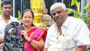 ಹಾಸನದ ಟಿಕೆಟ್ ಫೈಟ್; ಎಚ್. ಡಿ. ರೇವಣ್ಣ ಪ್ಲಾನ್ 'ಬಿ' ಏನು? 