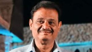 Kolar BJP Candidate : ರಾಜಕೀಯ ಗುರುವಿನ ವಿರುದ್ಧ ಕೋಲಾರದಲ್ಲಿ ಮುನಿರತ್ನ ಸ್ಪರ್ಧೆ; ಆರ್ ಆರ್ ನಗರದಿಂದ ಯಾರು ಕಣಕ್ಕೆ? 