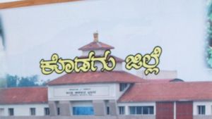 ಕೊಡಗು; ಅಂಗನವಾಡಿ ಕಾರ್ಯಕರ್ತೆ, ಸಹಾಯಕಿ ಹುದ್ದೆಗೆ ಅರ್ಜಿ ಹಾಕಿ 