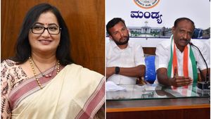 ಮಂಡ್ಯ:ಸಂಸದೆ ಸುಮಲತಾ ಬೆಂಬಲಿಗರ ಸಭೆಗೆ ಹೋಗದಂತೆ ಕಾಂಗ್ರೆಸ್‌ ಕಾರ್ಯರ್ತರಿಗೆ ಎಚ್ಚರಿಕೆ