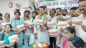  ಜೆಡಿಎಸ್ ಮೋದಿ ಮುಖವಾಡ ಹೊಂದಿದೆ:  ರಣದೀಪ್ ಸಿಂಗ್ ಸುರ್ಜೇವಾಲಾ