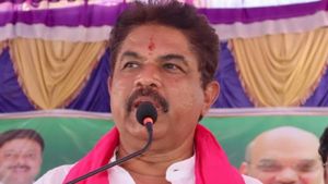 ಮಂಡ್ಯ ಜಿಲ್ಲಾ ಉಸ್ತುವಾರಿಯಿಂದ ಆರ್. ಅಶೋಕ್ ಮುಕ್ತ, ಸ್ಥಾನ ತೆರವಿಗೆ ಸಿಎಂ ಪತ್ರ ಬರೆದಿದ್ದು ಯಾರು?
