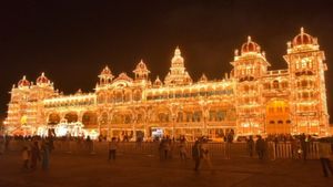  Maha Shivratri 2023: ಸಾಂಸ್ಕೃತಿಕ ನಗರಿ ಮೈಸೂರಿನಲ್ಲಿ ಶಿವರಾತ್ರಿ ಸಂಭ್ರಮ ಹೇಗಿತ್ತು?, ಇಲ್ಲಿದೆ ವಿವರ  
