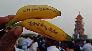  ಚಿಮ್ಮನಹಳ್ಳಿ ದುರ್ಗಾಂಬಿಕೆ ರಥೋತ್ಸವ: ಜನರ ಮನಸ್ಸು ಬದಲಾಗಲಿ, ರೈತರಿಗೆ ಕನ್ಯೆ ಕೊಡಲಿ, ವೈರಲ್‌