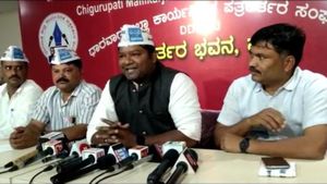  ಹುಬ್ಬಳ್ಳಿ-ಧಾರವಾಡ ಪಶ್ಚಿಮ ಕ್ಷೇತ್ರದಿಂದ ಬಿಜೆಪಿ ಟಿಕೆಟ್‌ ನೀಡುವಂತೆ ಜೆ.ಪಿ. ನಡ್ಡಾ ಮತ್ತು ಕಟೀಲ್‌ಗೆ ಪತ್ರ ಬರೆದ ಮೇಯರ್