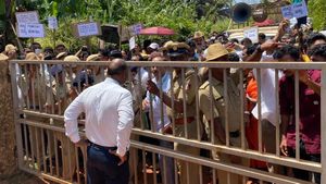 ಅಣಬೆ ಫ್ಯಾಕ್ಟರಿಯಿಂದ ದುರ್ವಾಸನೆ: ಪ್ರತಿಭಟನೆಗಿಳಿದ ಜನರೊಂದಿಗೆ ಅಧಿಕಾರಿಯ ಉದ್ಧಟತನ