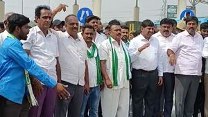  Bengaluru-Mysuru expressway: ಕಾಮಗಾರಿ ಪೂರ್ಣಗೊಳ್ಳದೆ ಟೋಲ್ ಸಂಗ್ರಹ ಮಾಡಬೇಡಿ: JDS ಆಕ್ರೋಶ
