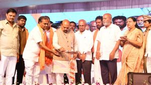 ಕೊಪ್ಪಳ: 100 ಆಹಾರ ಸಂಸ್ಕರಣಾ ಘಟಕ ಸ್ಥಾಪನೆ, ಉತ್ತಮ ಬೆಲೆ ಜೊತೆಗೆ ಮಾರುಕಟ್ಟೆ ವ್ಯವಸ್ಥೆ: ಸರ್ಕಾರದ ಭರವಸೆ
