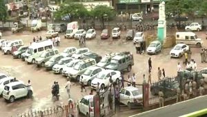  ಗಣೇಶ, ಟಿಪ್ಪು ಆಯಿತು ಇದೀಗ ಹುಬ್ಬಳ್ಳಿ  ರಾಣಿ ಚನ್ನಮ್ಮ ಈದ್ಗಾ ಮೈದಾನದಲ್ಲಿ ಕಾಮಣ್ಣನ ಪ್ರತಿಷ್ಠಾಪನೆಗೂ ಅವಕಾಶ