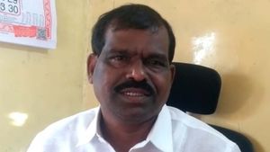 ಚೆಕ್ ಬೌನ್ಸ್ ಪ್ರಕರಣ : ಶಾಸಕ ಎಂ.ಪಿ.ಕುಮಾರಸ್ವಾಮಿ ವಿರುದ್ಧ ಜಾಮೀನು ರಹಿತ ವಾರಂಟ್ ಜಾರಿ