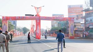 Modi Mandya Visit: ಜನರ ಆಕ್ರೋಶ; ರಾತ್ರೋರಾತ್ರಿ ಉರಿಗೌಡ, ದೊಡ್ಡ ನಂಜೇಗೌಡ ಮಹಾದ್ವಾರ ತೆರವು