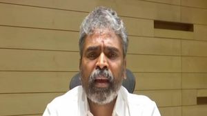 ಹಣೆಯಲ್ಲಿ ಕುಂಕುಮ ಇಡದಕ್ಕೆ ಮಹಿಳೆಯನ್ನು ನಿಂದಿಸಿದ ಬಿಜೆಪಿ ಸಂಸದ ಮುನಿಸ್ವಾಮಿ 