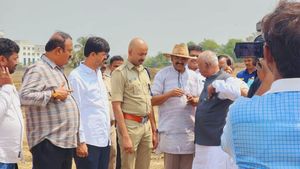  ಬೊಮ್ಮಾಯಿಗೆ ಟಿಕೆಟ್ ಸಿಗುತ್ತದೆಯೋ ಇಲ್ಲವೋ ಗೊತ್ತಿಲ್ಲ: ಬಿಜೆಪಿ ಸಂಸದ ಸಿದ್ದೇಶ್ವರ ಸ್ಫೋಟಕ ಹೇಳಿಕೆ- ವರದಿ ವಿವರ